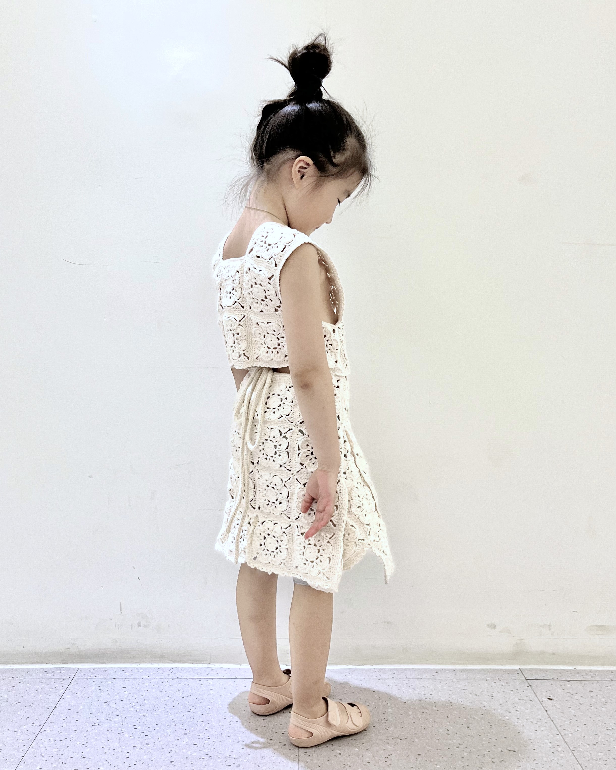 모티브 드레스